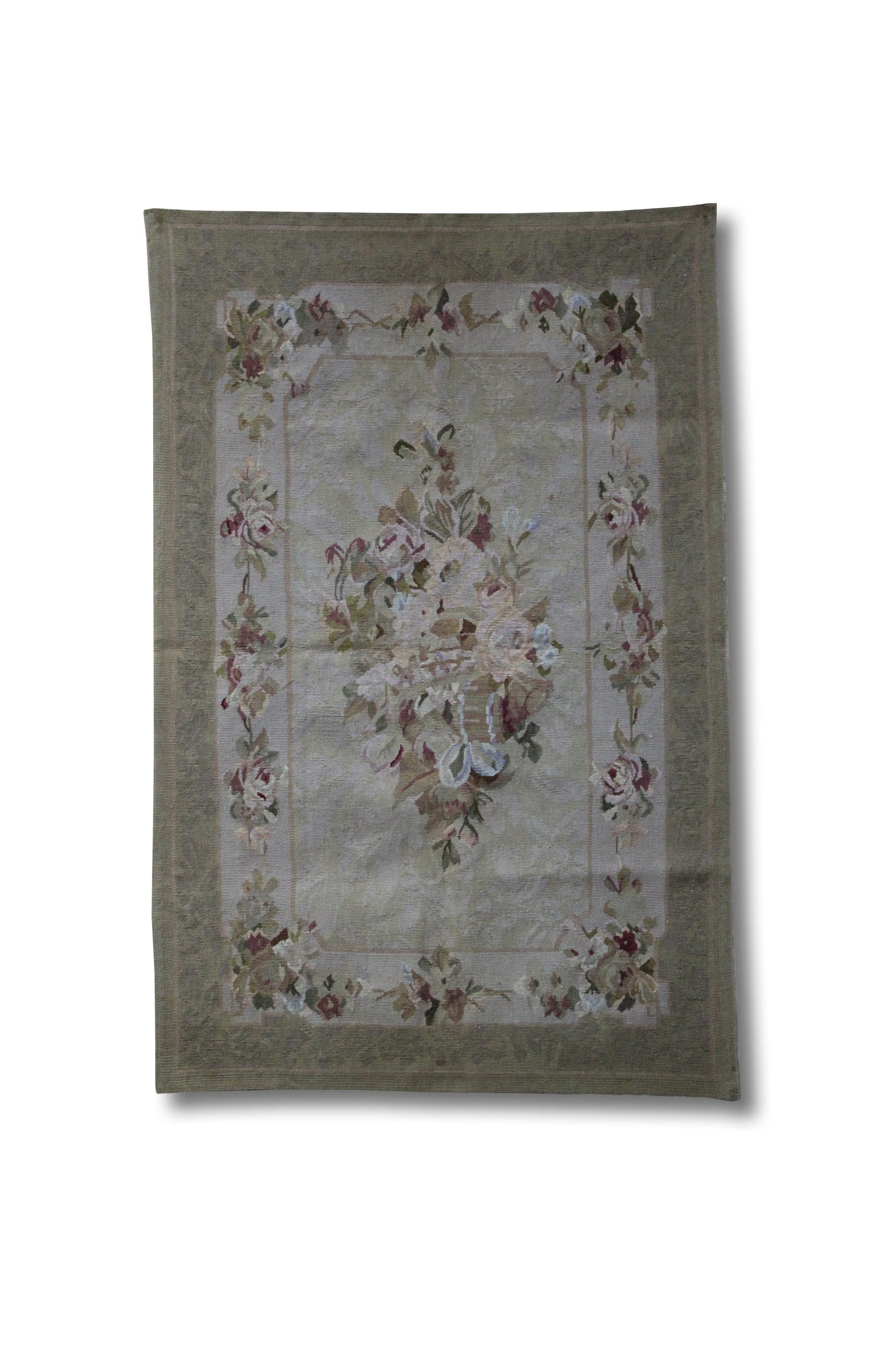CN63 AUBUSSON TAPESTRY RUG 1.22X0.75MTR 4.0X2.6FT QR1,150