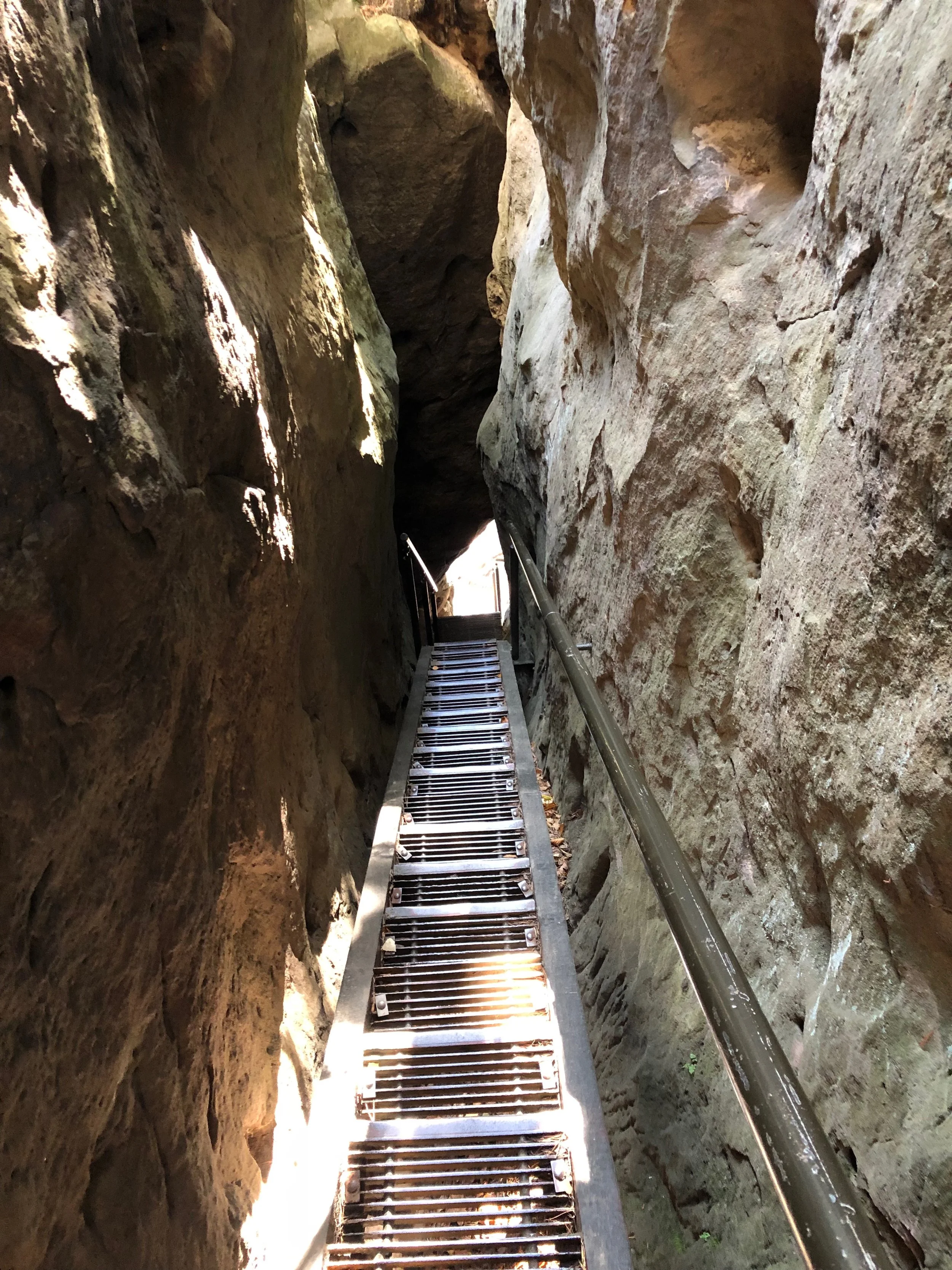 Looking down into the wolf’s ravine to butt-shuffle-territory