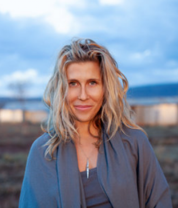 Megan Griswold The Book of Help Megan Griswold went to Barnard College, received an MA from Yale, and went on to earn a licentiate degree from the Institute of Taoist Education and Acupuncture. She has trained and received certifications as a doula, shiatsu practitioner, yoga instructor, personal trainer, and in wilderness medicine, among others. She has worked as a mountain instructor, a Classical Five Element acupuncturist, a freelance reporter, an NPR All Things Considered commentator and an off-the grid interior designer. She resides (mostly) in a yurt in Kelly, Wyoming.