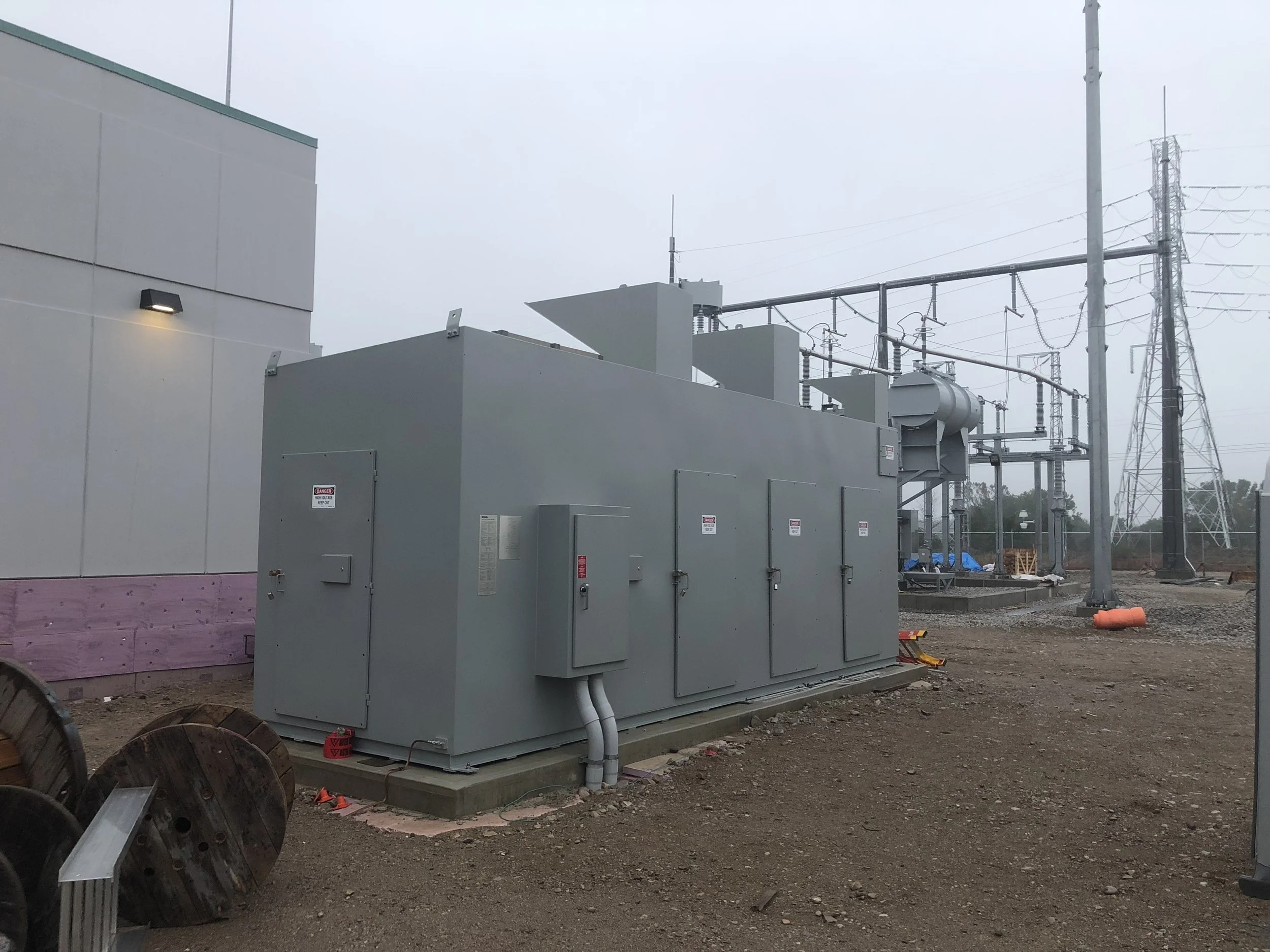 HONI 27.6kV, 200kV BIL, 21.6 MVAR Arc Resistant Capacitor Bank