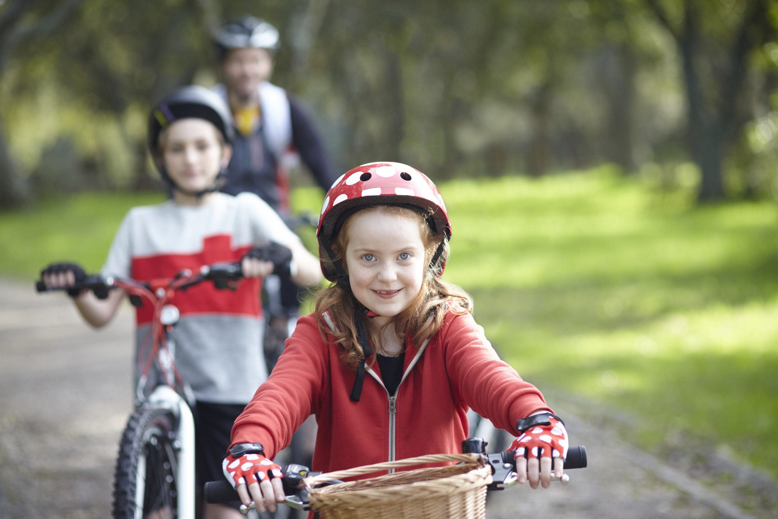 MickeyandFriends_Cycling_PublicityStills_33_master_Retouched.jpg
