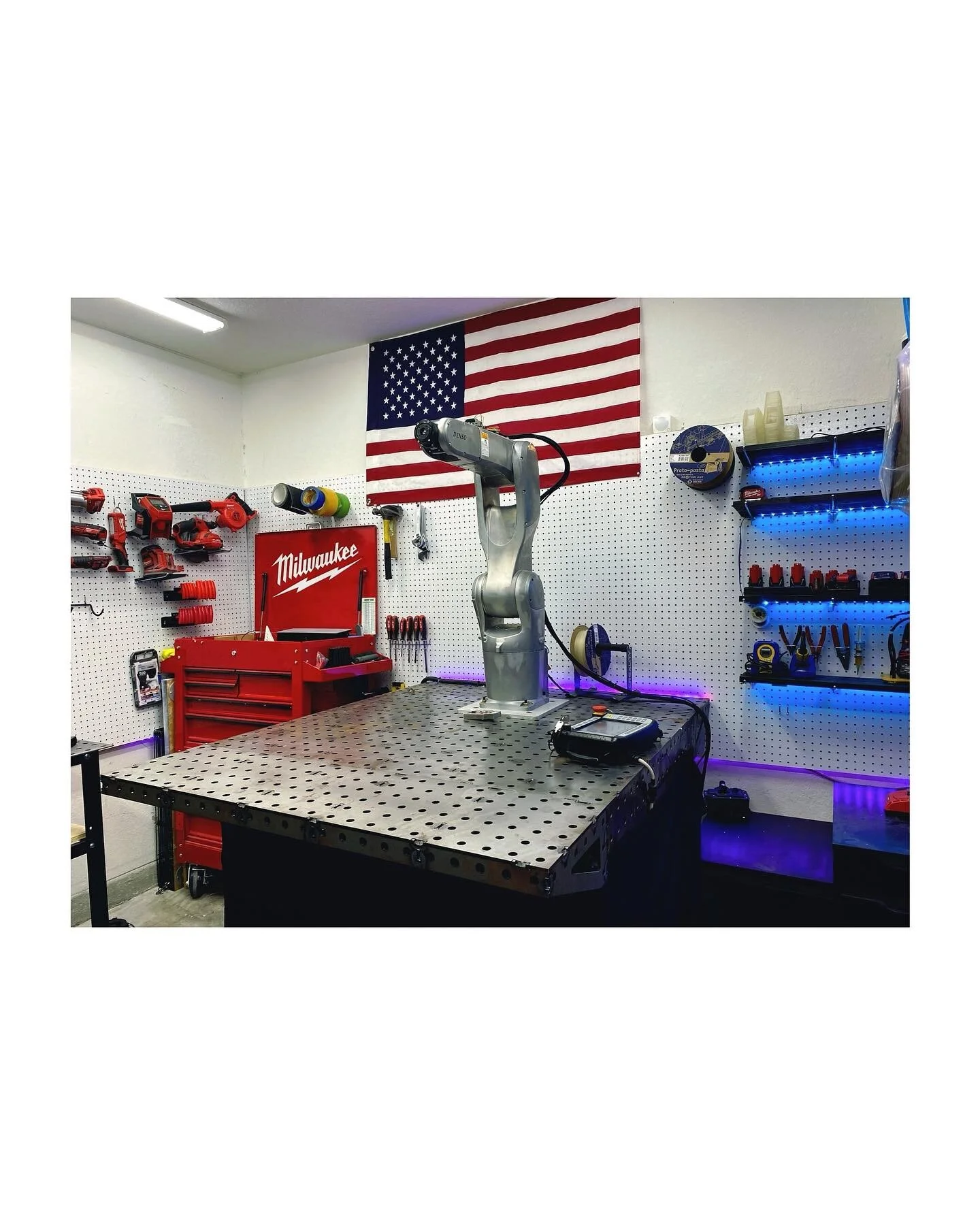 After a long break of not posting I am happy to finally be back in the studio, working consistently with the @denso_official  VS-087, and about to post updates on a regular basis. 
&bull;
&bull;
&bull;
&bull;
&bull;
&bull;
&bull;
&bull;
&bull;
&bull;