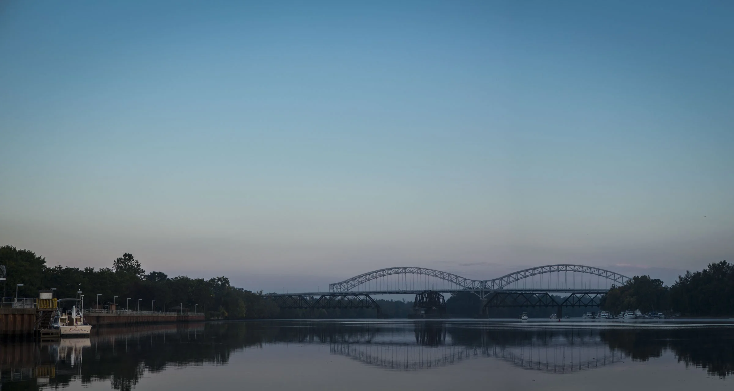 CT river Middletown pano.jpg