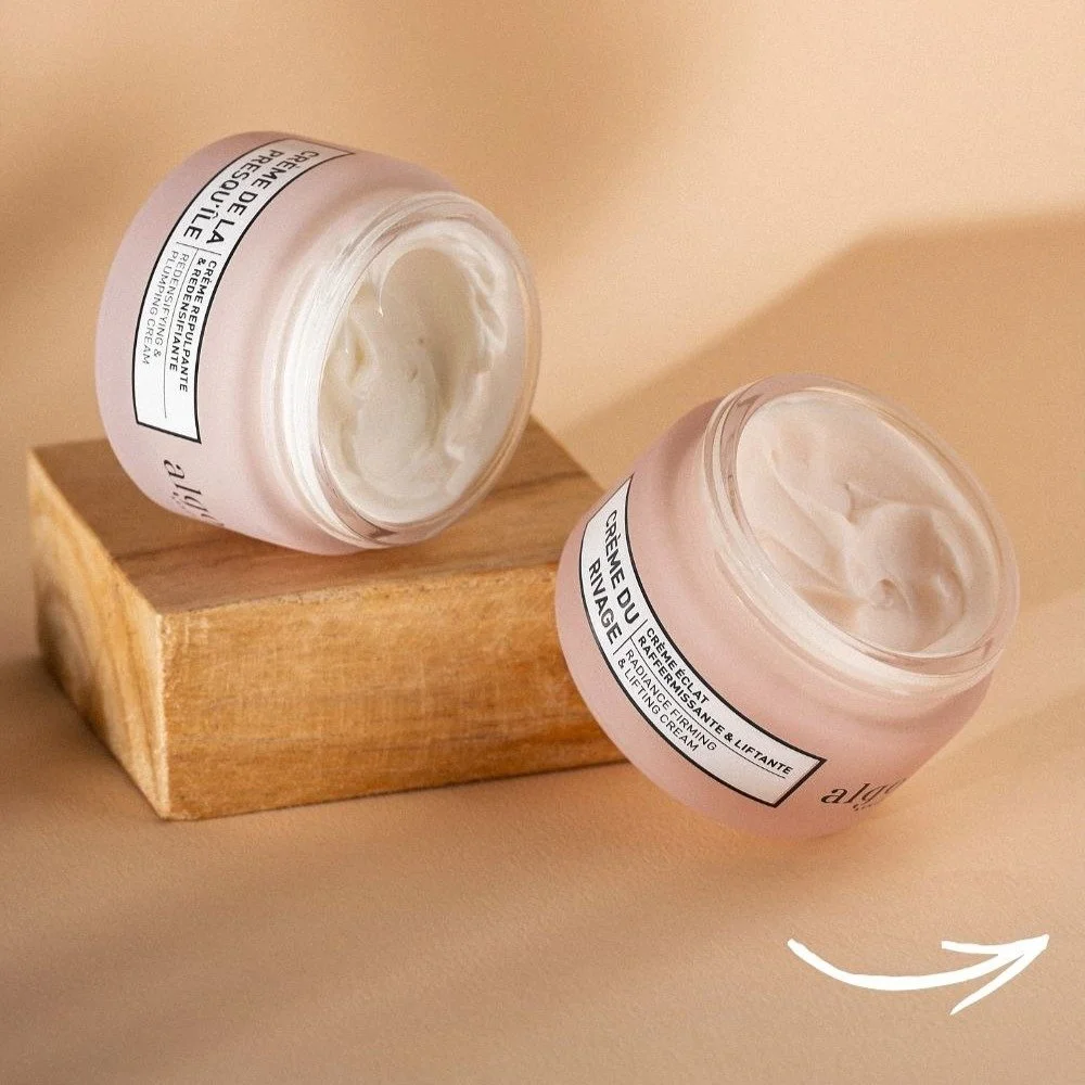 Deux v&eacute;ritables joyaux venus de la mer 🌊

✨ La Cr&egrave;me du Rivage Pour peaux matures nourrit et prot&egrave;ge en profondeur, apportant confort et douceur aux peaux en qu&ecirc;te d&rsquo;hydratation, couleur &eacute;gale et ferme Promoti