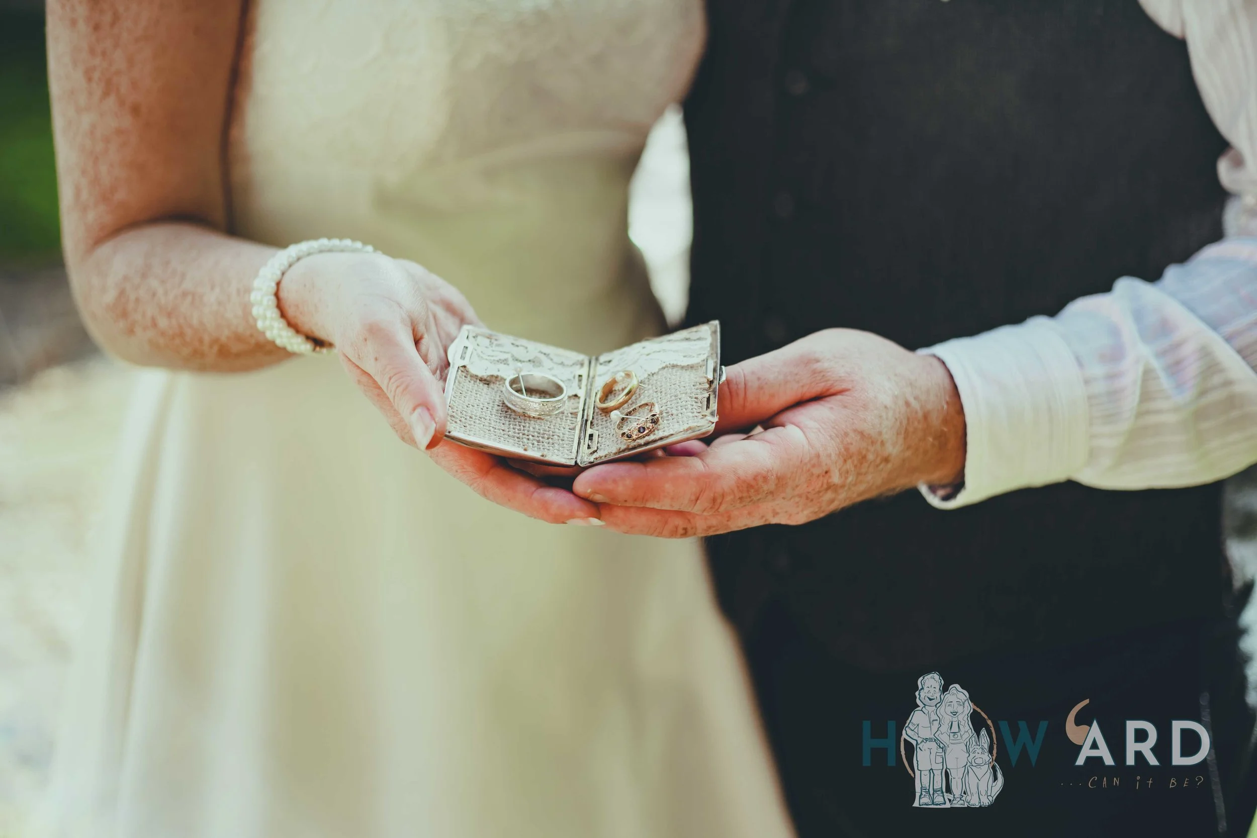 HOW ARD WEDDING PHOTOGRAPHY WEST MIDLANDS -1-15.JPG