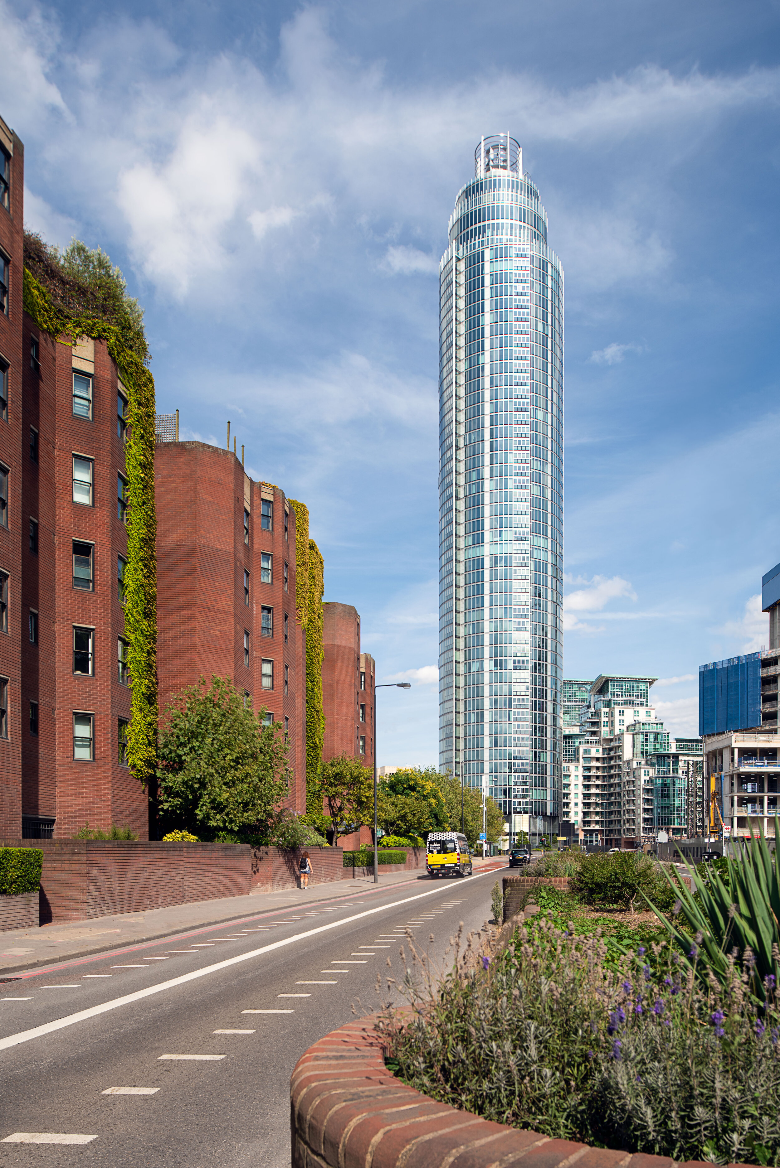THE TOWER_ ONE ST GEORGE WHARF_THE BATTERY_VAUXHALL TOWER_BROADWAY MALYAN_LONDON_UK_LR-1.jpg