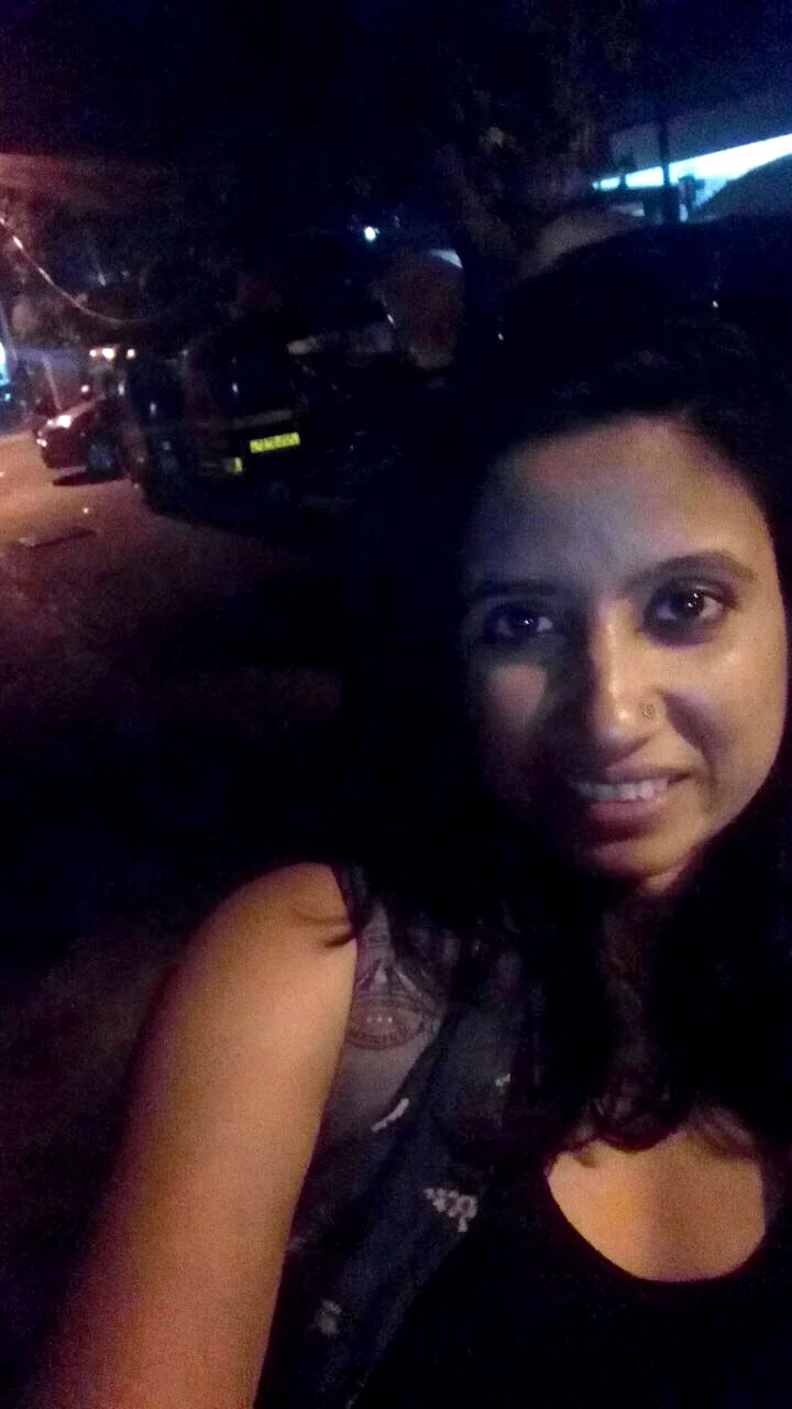 Why Loiter-er Neha Singh - Andheri West, Mumbai