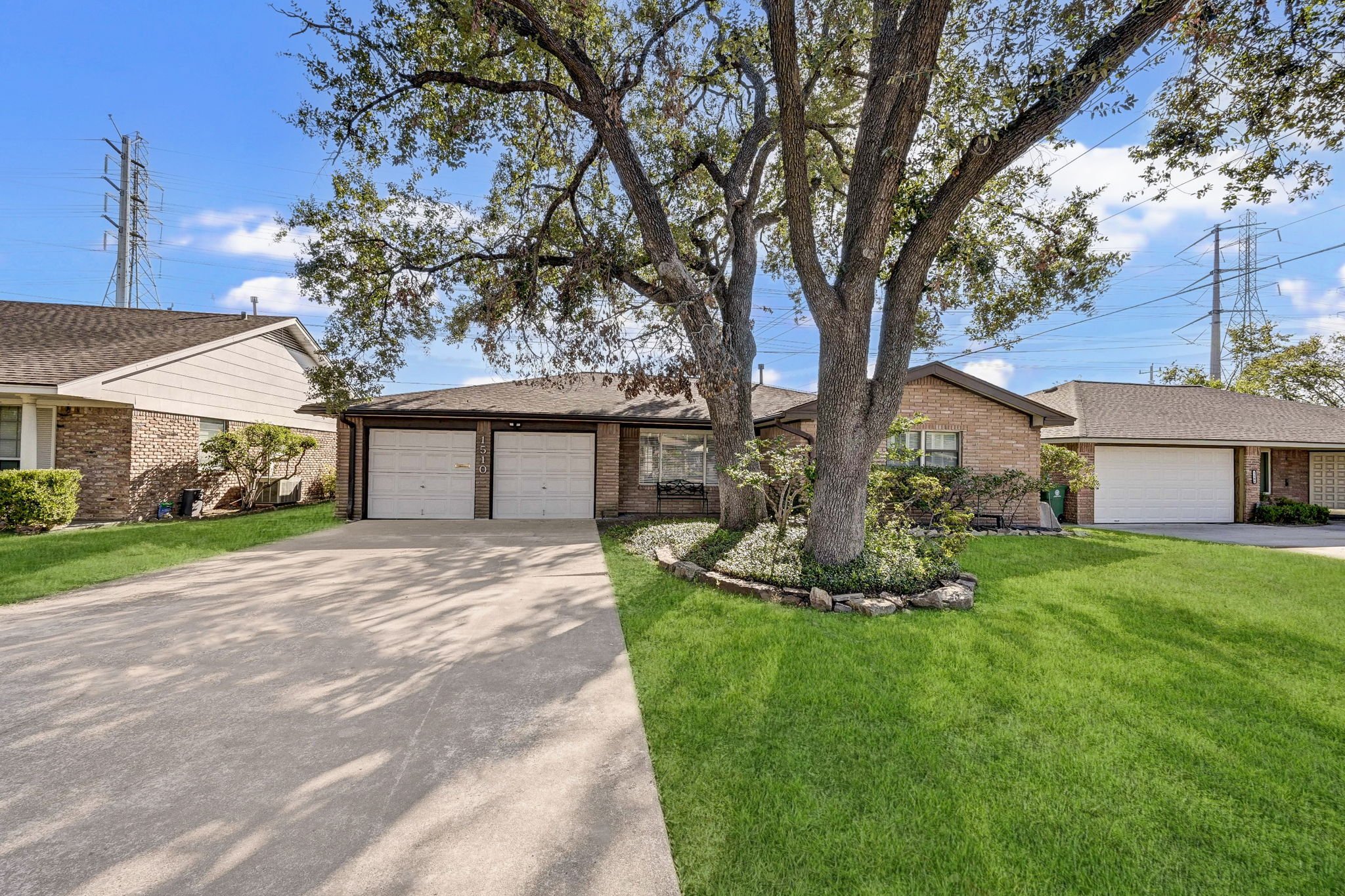 3-web-or-mls-1510-foxwood-rd.jpeg