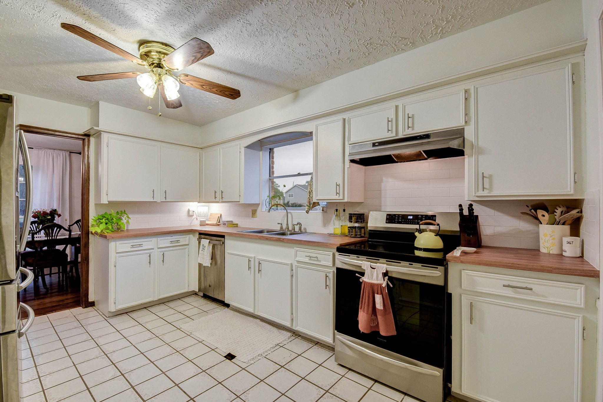 18-web-or-mls-5007-bayou-vista-dr.jpeg
