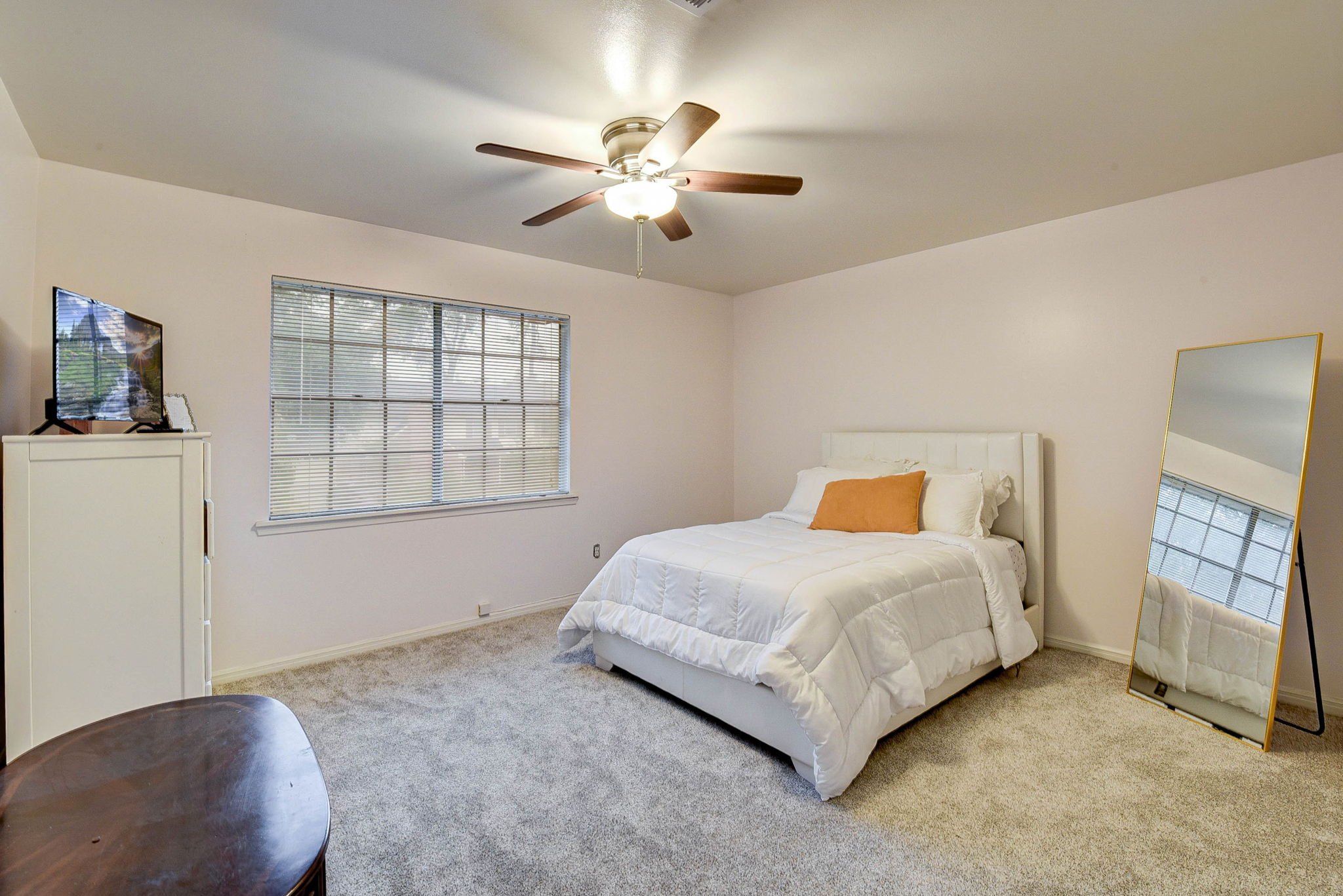 28-web-or-mls-5007-bayou-vista-dr.jpeg