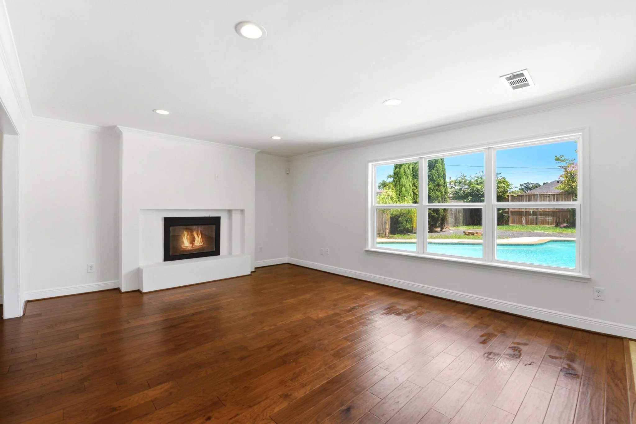 18-web-or-mls-4810-bayou-vista-dr.jpg