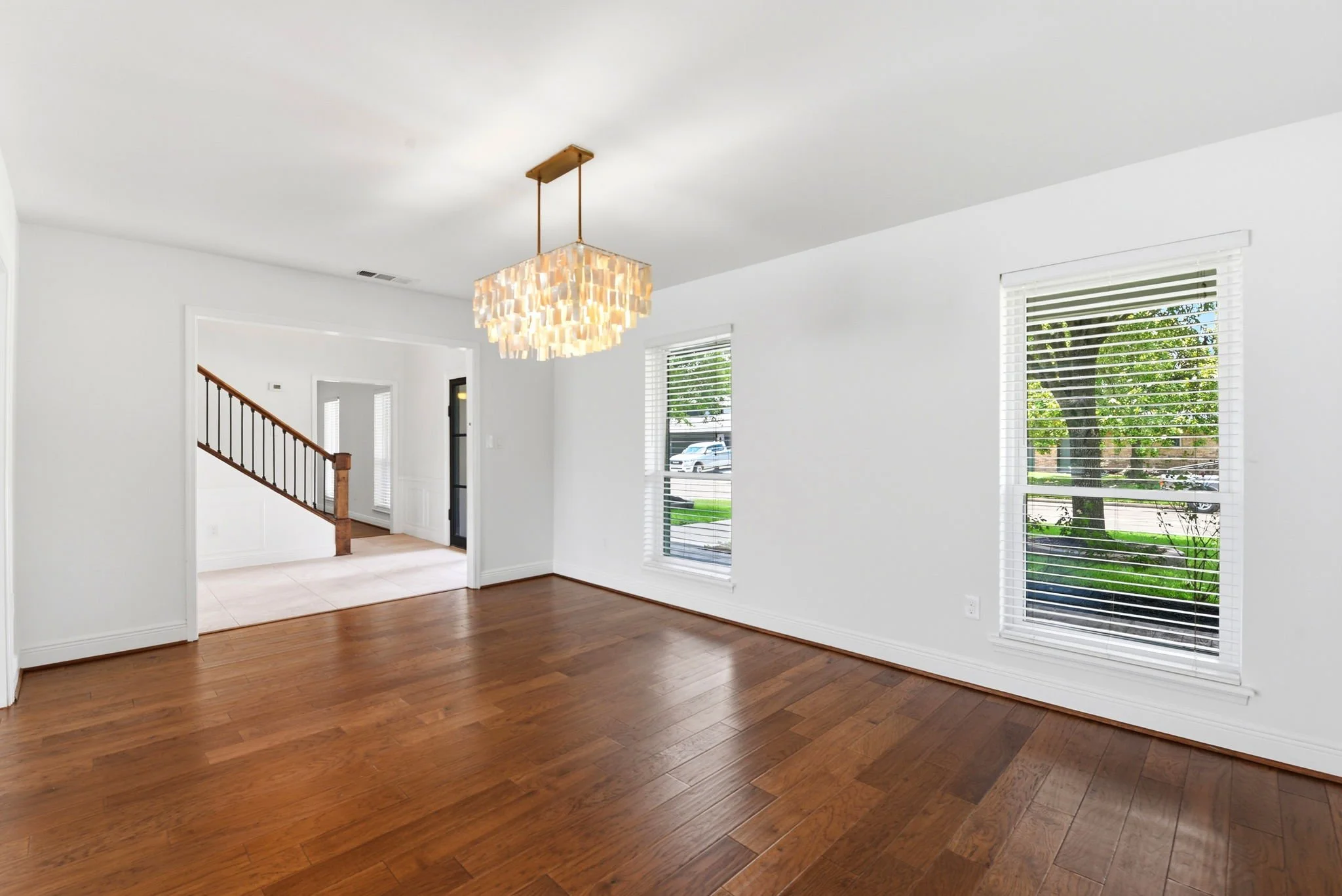 16-web-or-mls-4810-bayou-vista-dr.jpg