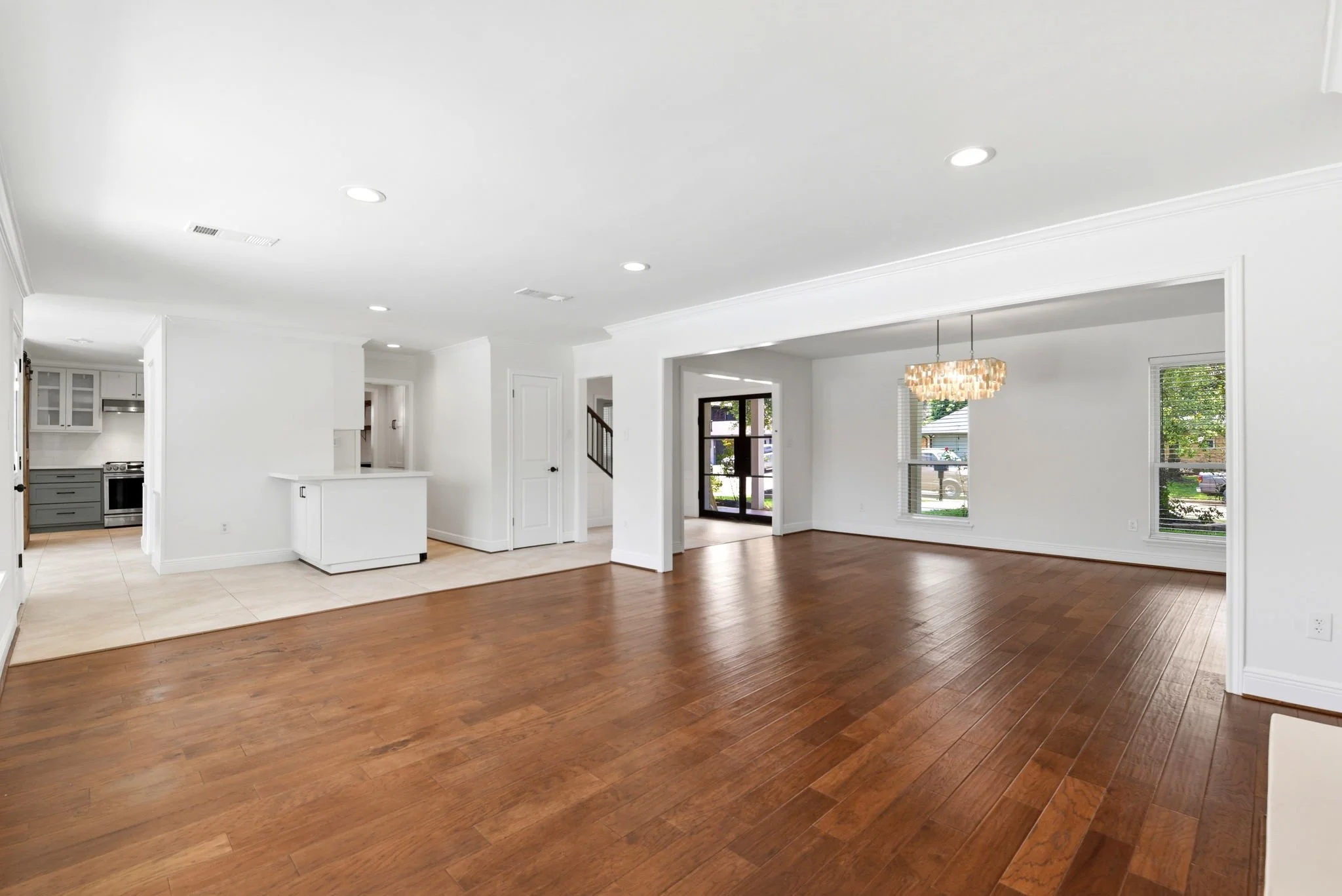 21-web-or-mls-4810-bayou-vista-dr.jpg