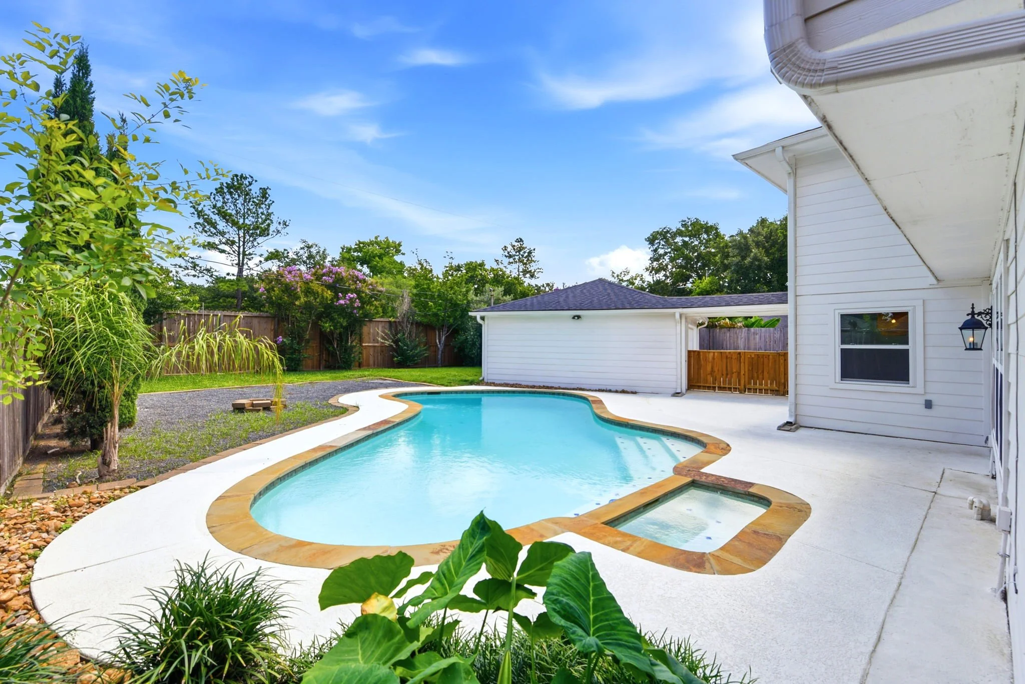 65-web-or-mls-4810-bayou-vista-dr.jpg