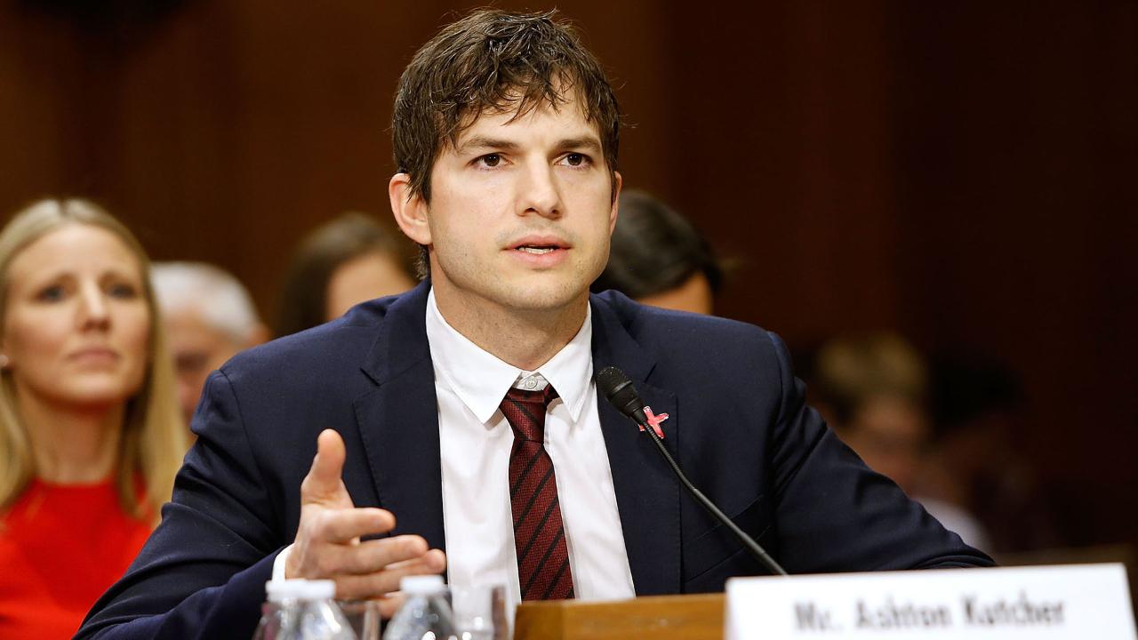 ashton kutcher.jpg