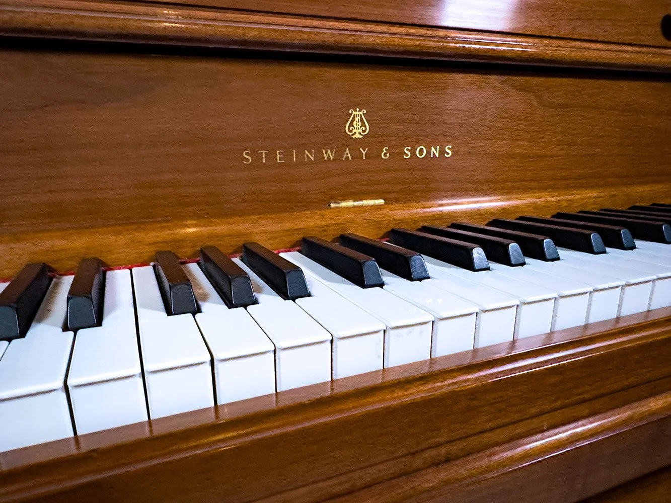 Pre-Owned & Used Steinway Pianos Pittsburgh — Fort Pitt Piano Company