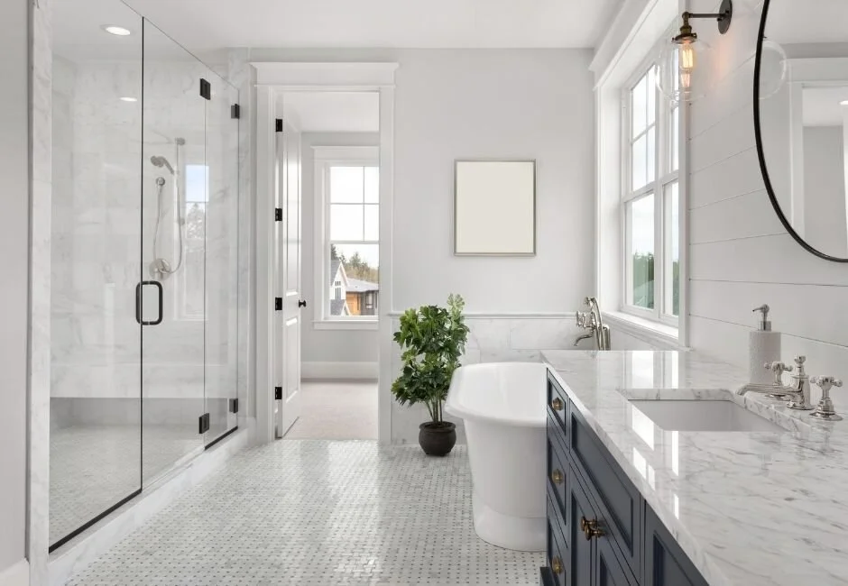 luxury bath 1.jpg