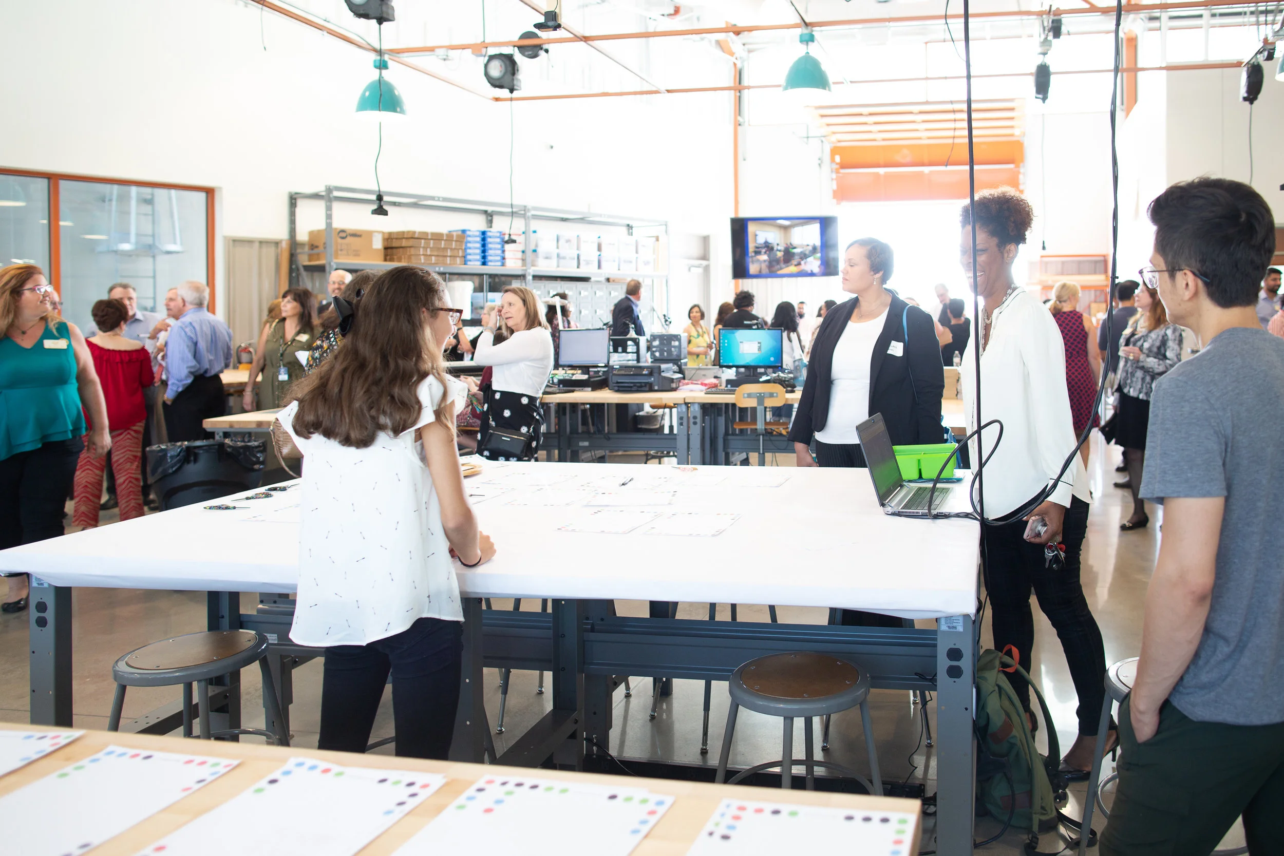 Monica, Fab Lab Ambassador and Code Park Invent to Learn student, leads an interactive learning experience with Code Park’s preview of Dynamicland with Paper Programs. Watch the demo below. Courtesy of Wanjun Zhang. September 18th, 2018.