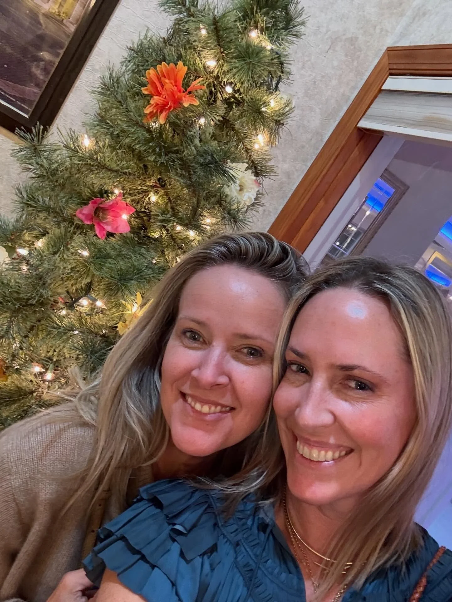 𝐑 𝐄 𝐒 𝐓 😌
What if instead of resolutions and lifestyle overhauls, we just rest? Link in bio to read our latest Substack post. Subscribe &amp; Share 🗞️