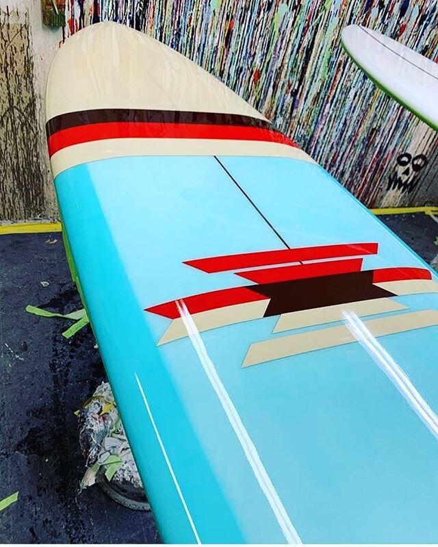Another one of these.. resin panel action.
Photo x @santacruzboardbuildersguild 
@visslasurf 
#vissla 
#creatorsandinnovators