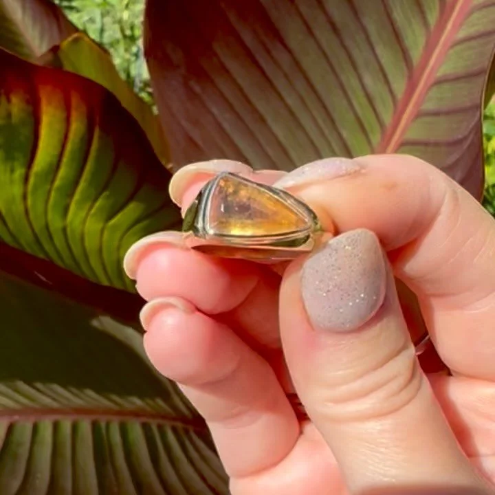 Two engagement rings for two proposals 🥺 the sweetest thing ever 💛🩶
Talor and Shan each wanted their own unique ring- they picked out an awesome yellow sapphire and a rose-cut gray diamond and each planned a thoughtful proposal to the other 😖😭 
