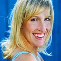 Holly Buczek