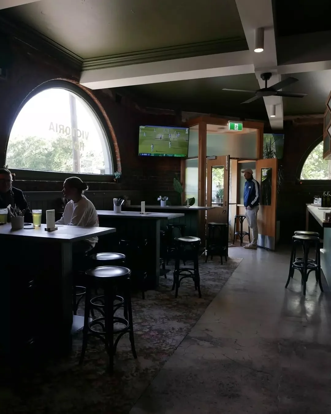 Sunday 2nd November, Roast at The Vic Hotel

Beef rump cap, roasted potatoes, cauliflower bake, Brussels sprouts, charred onion, Yorkshire pudding and jus&nbsp;$32