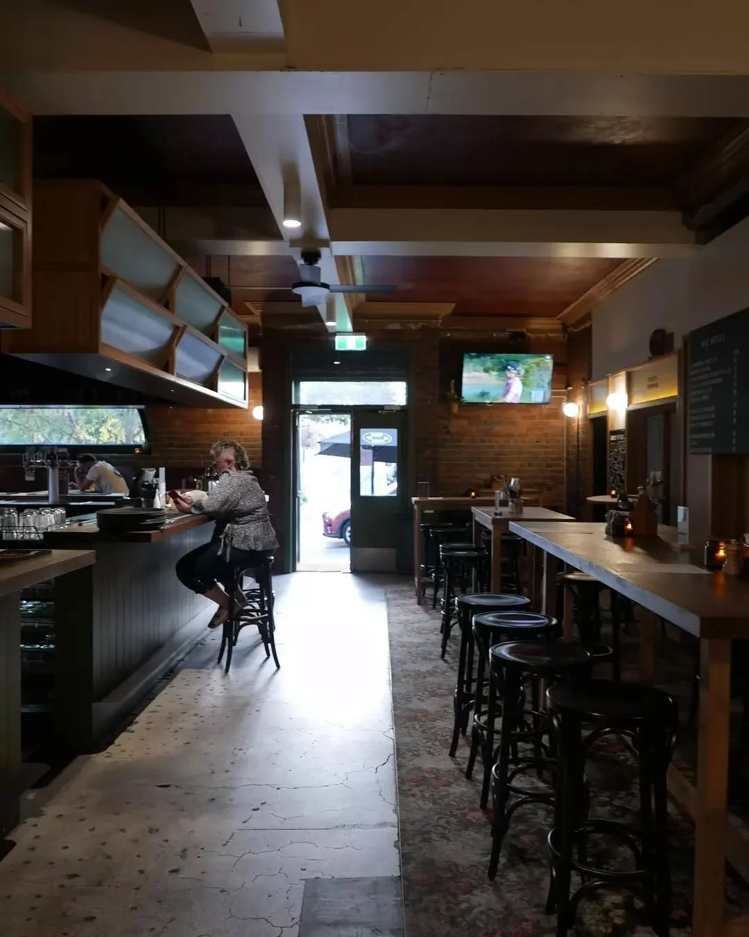 Sunday 15th February, Roast at The Vic Hotel

Roast lamb, mint salad, roasted potatoes &amp; peas