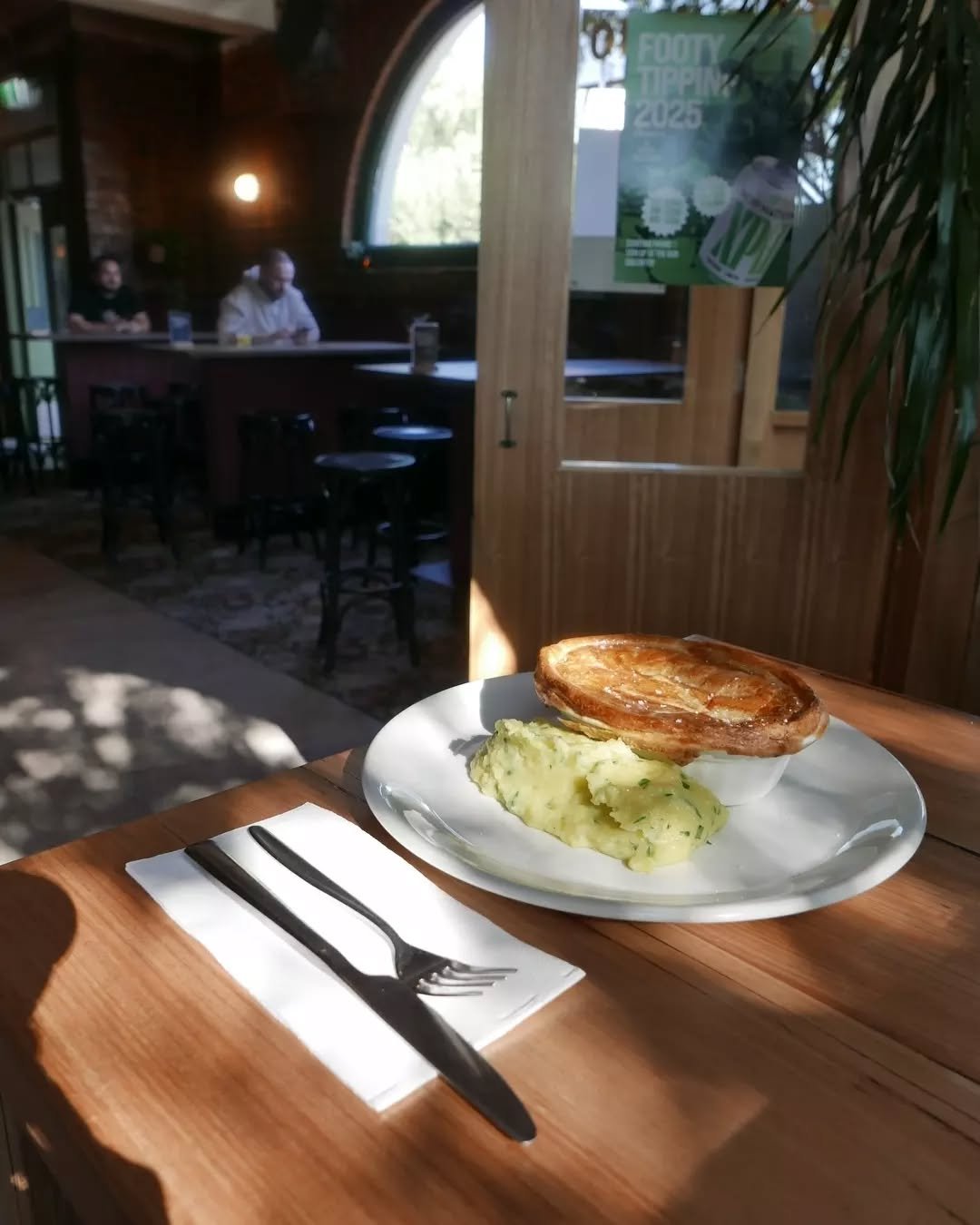 St. Patrick's Day at The Vic is just around the corner. 

Join us on Tuesday 17th March as we celebrate, with plenty of Guinness and hearty classics on the menu. 

Corned Beef with Colcannon &amp; Soda Bread - $35 
Steak &amp; Guinness Pie - $25

Boo