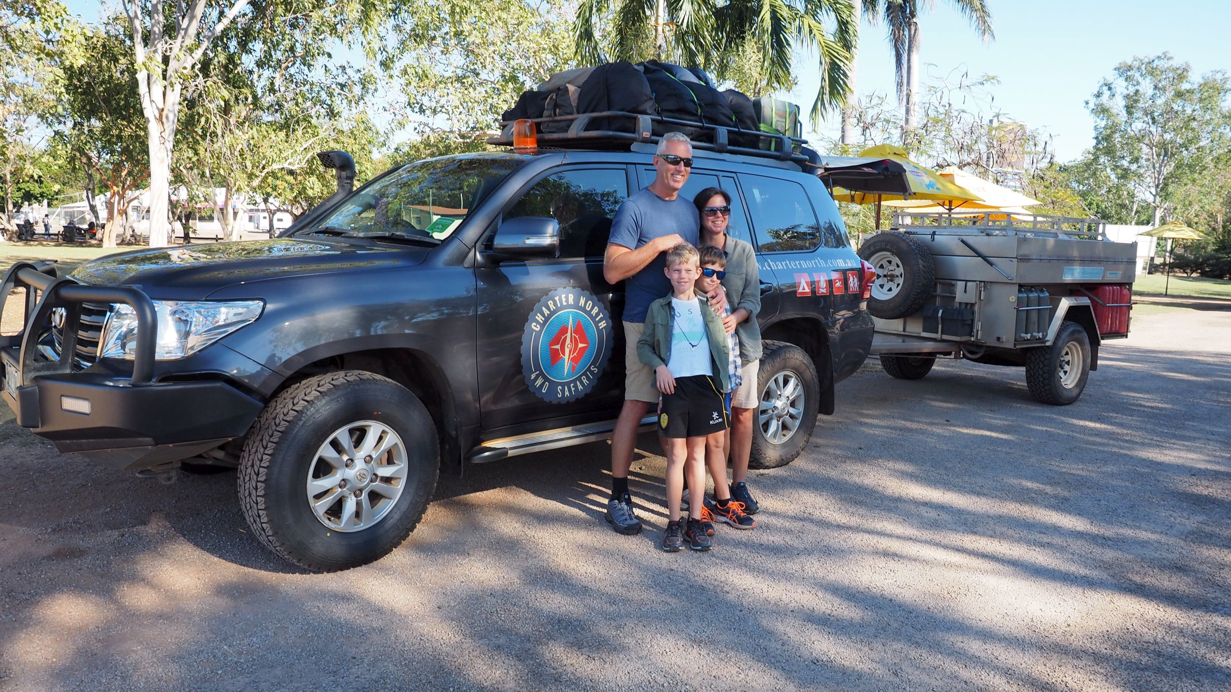 karijini tours australia family rgoup.jpg