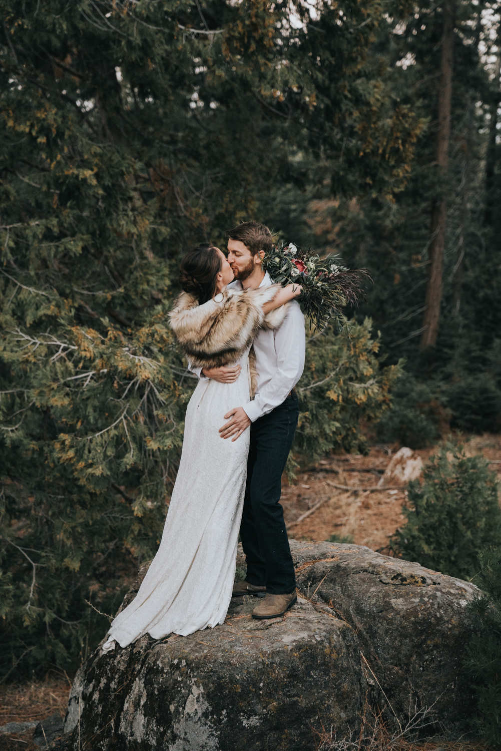 Mountain Elopement in Shaver Lake California by Bessie Young Photography Wild Elopement - Adventure Elopement-180.jpg