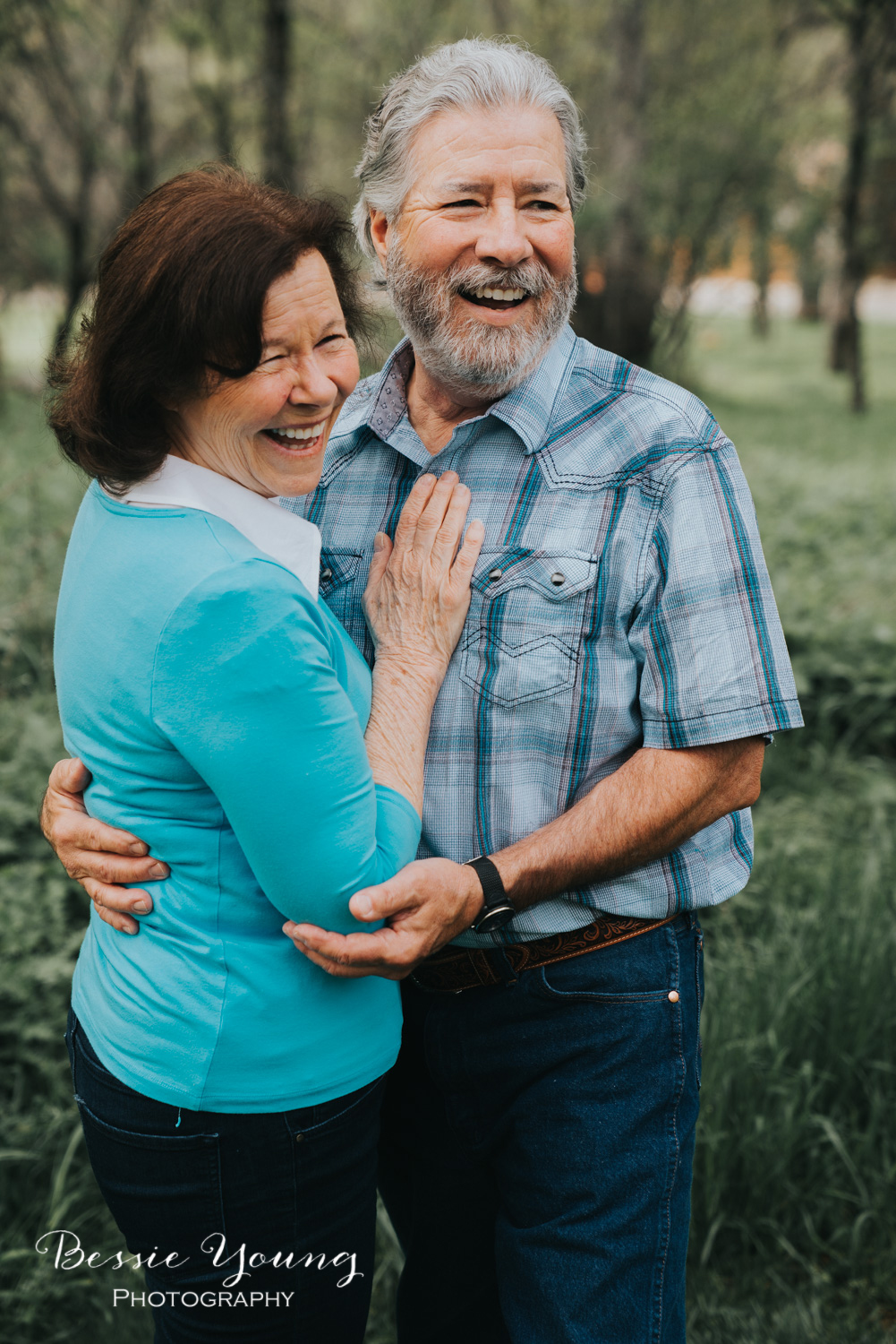 Premium Photo | Happy old couple posing at autumn park