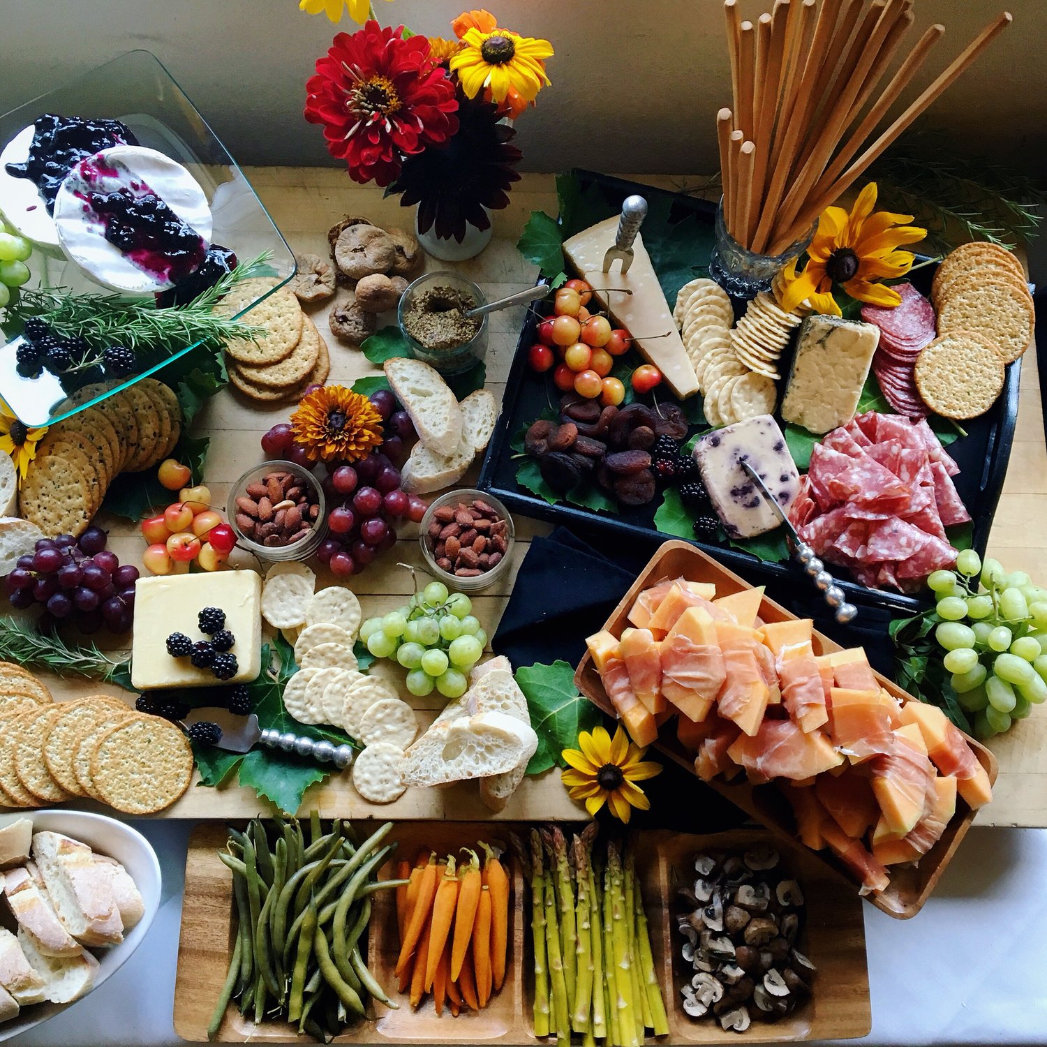 How to choose food for your wedding - Advice from a professional - Fiona's local with Jessica by Bessie Young Photography Wedding Catering Service in Sonora CA.JPG