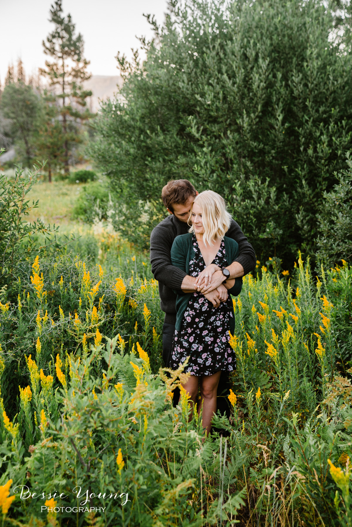 Mountain Engagement Photos by Bessie Young Photography