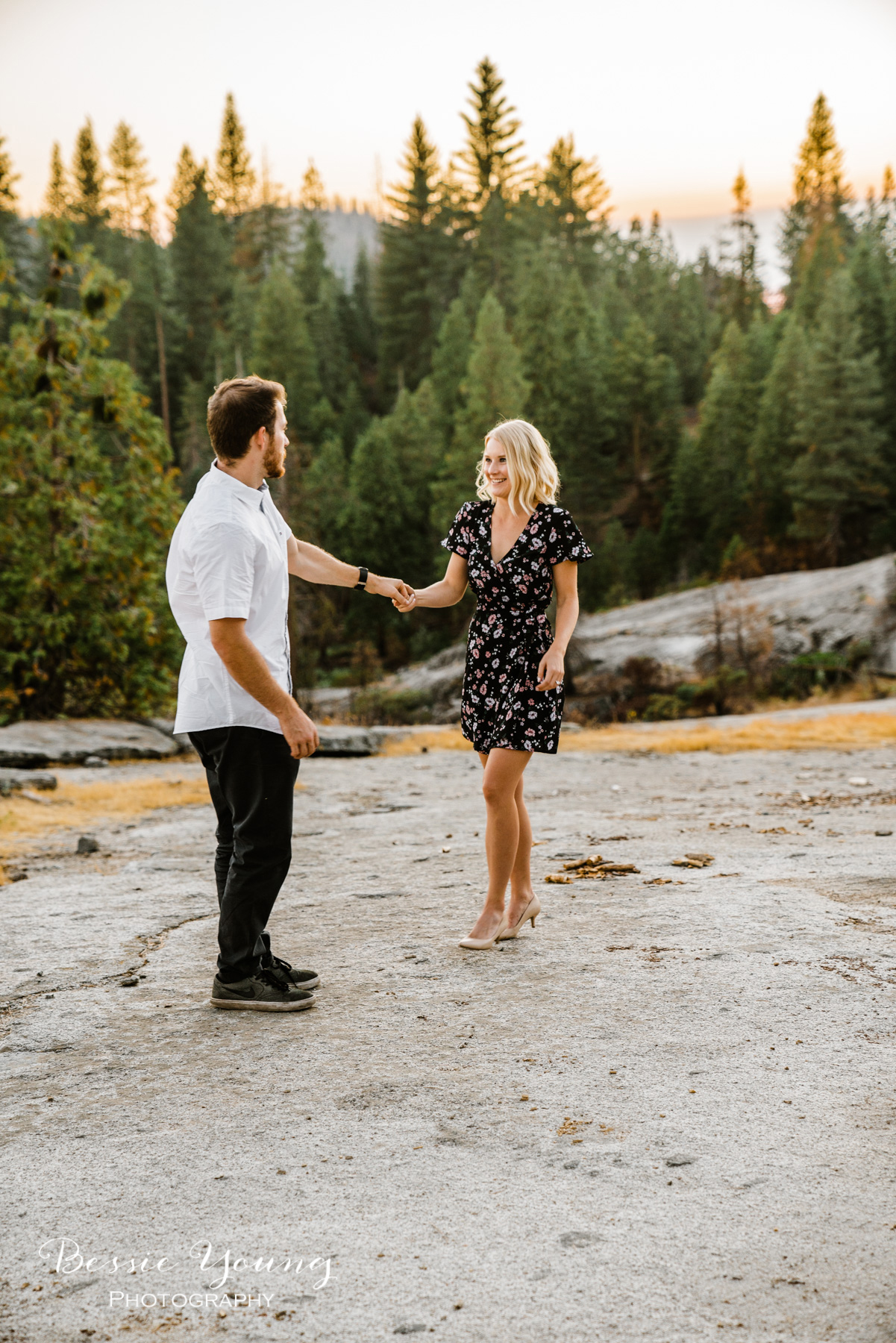 Engagement Photos - Fresno Photographer by Bessie Young Photography