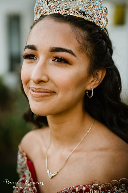 Fresno Quinceanera Pictures by Bessie Young Photography - Fresno Quinceanera Photographer