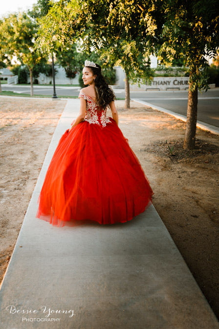 Fresno Quinceanera Pictures by Bessie Young Photography - Fresno Quinceanera Photographer