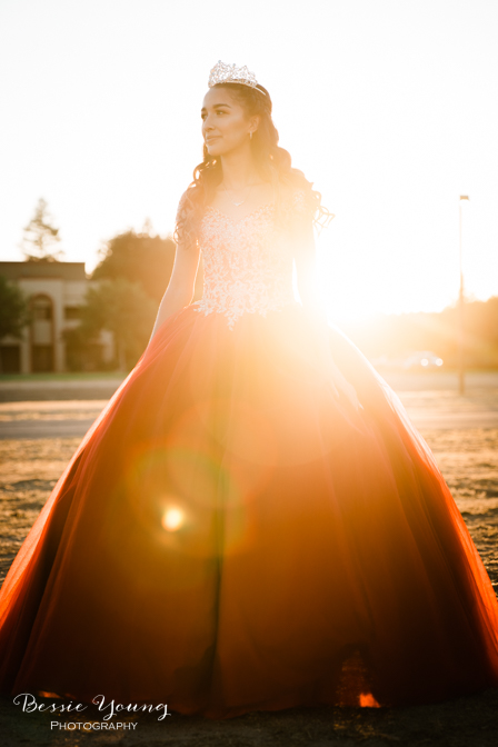 Fresno Quinceanera Pictures by Bessie Young Photography - Fresno Quinceanera Photographer