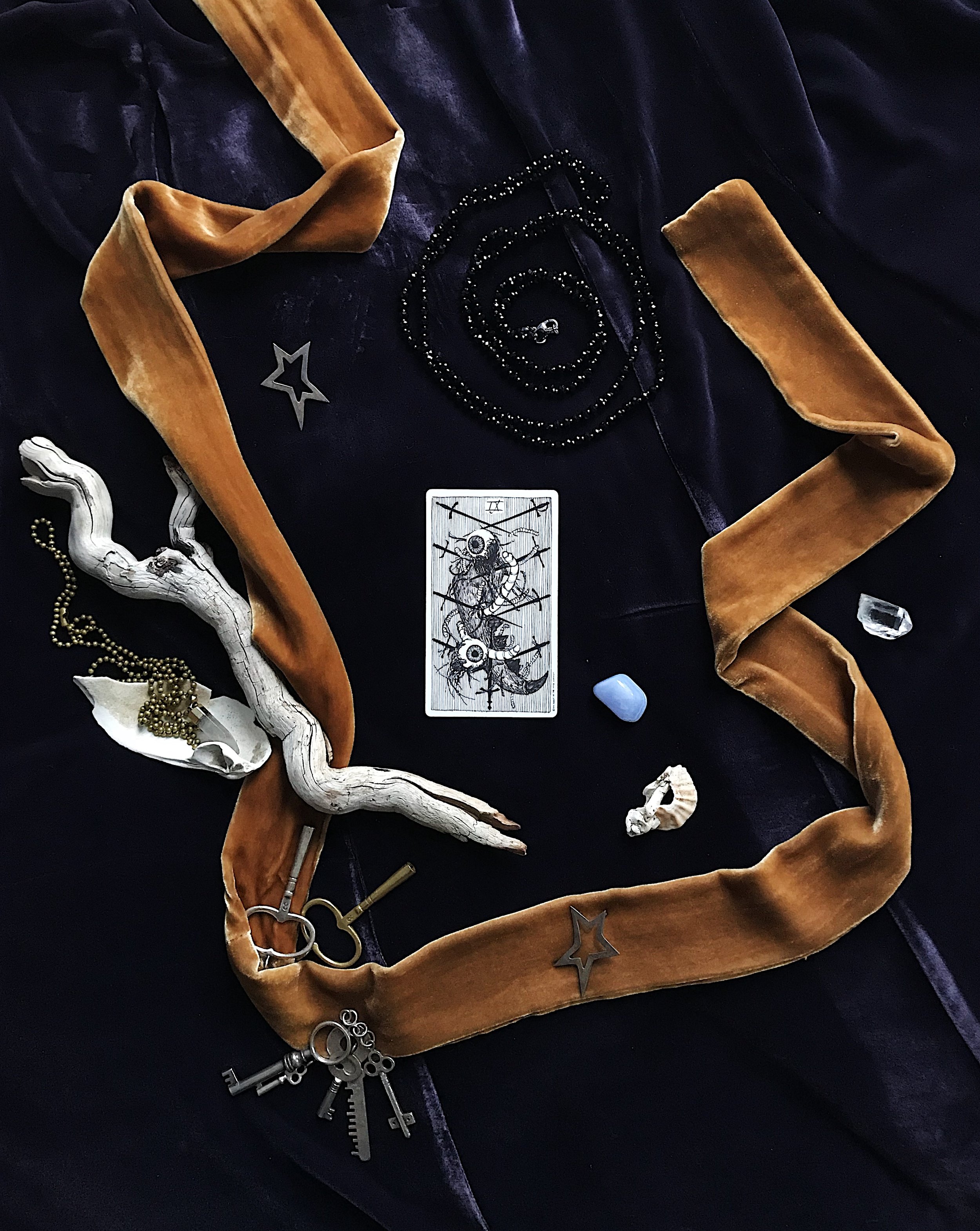 TAROTSCOPES | DECEMBER 31 - JAN 6