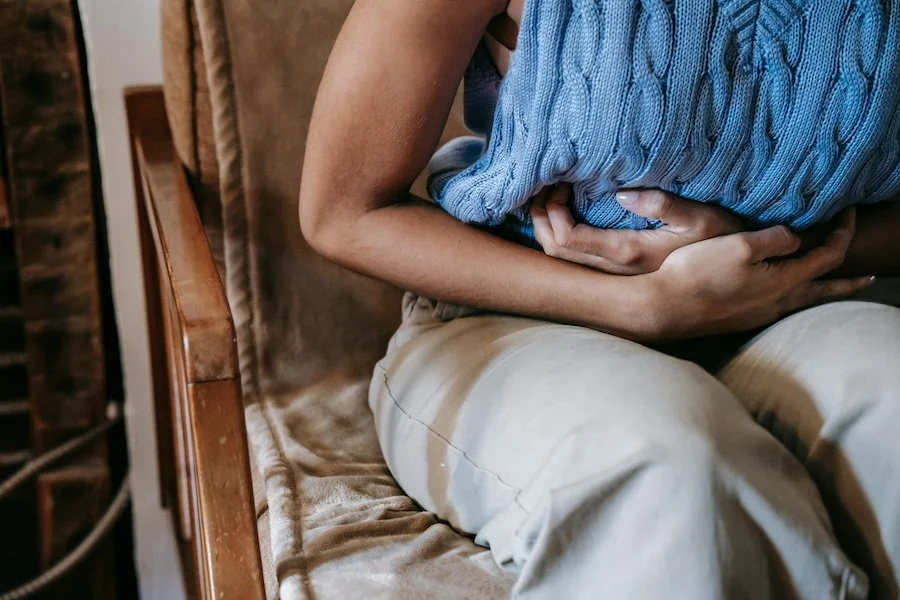 IBS stomach pain and bloating digestive discomfort
