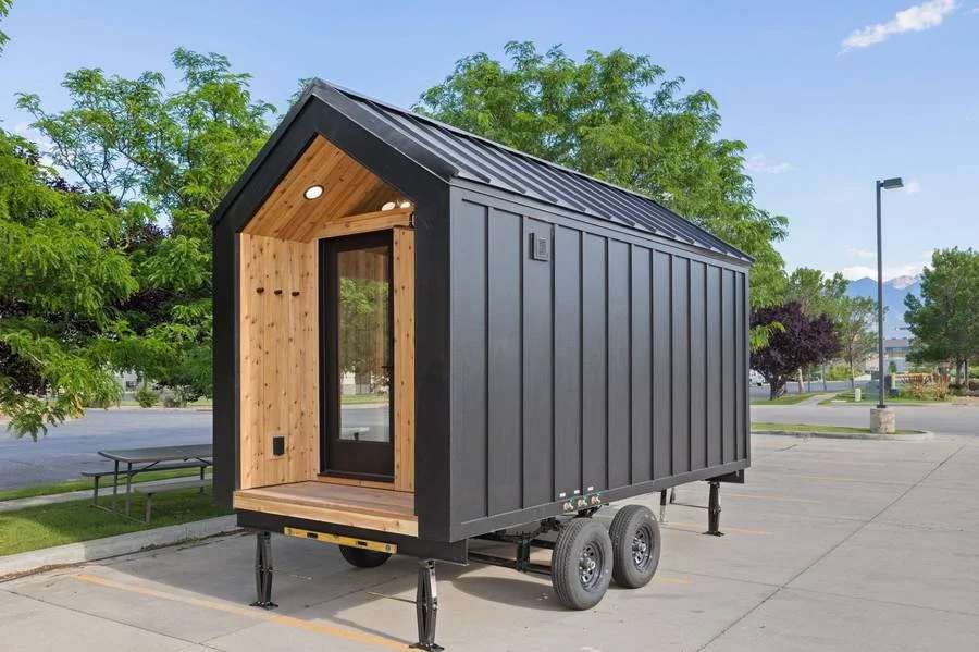 Sweaty Yeti custom outdoor sauna