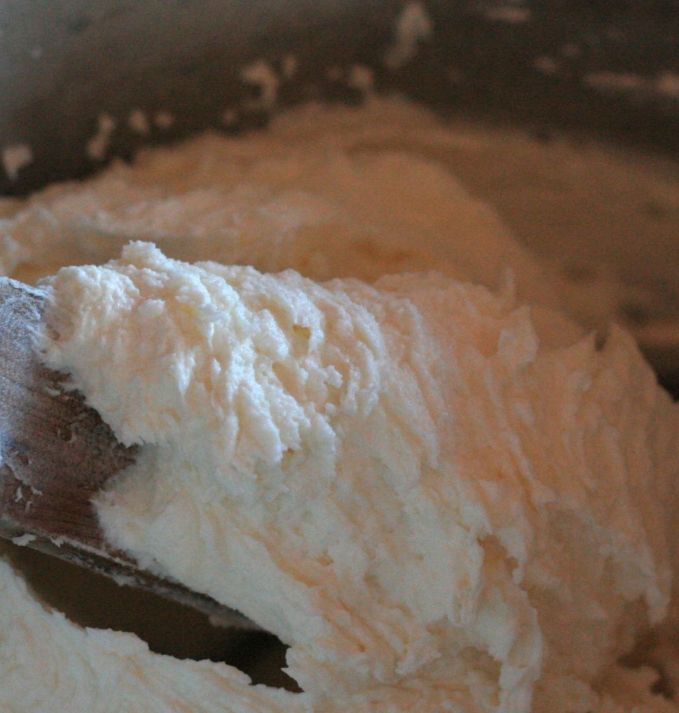 Finished whipped tallow moisturizer in a jar