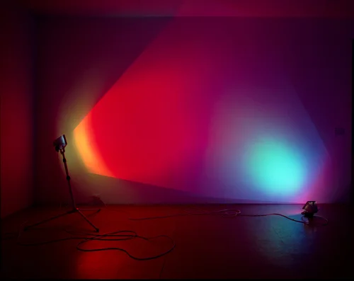Ann Veronica Janssens, Red and Turquoise, 2005, 300 watt halogen lamp, dichroic color filter