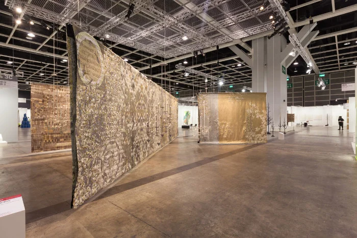 Pae White, installation view at Art Basel Hong Kong 2016.Pae White, installation view at Art Basel Hong Kong 2016.