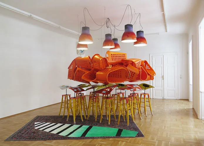 Jessica Stockholder, Snug Parting, 2017, installation view, Galerie Nachst St. Stephan, Vienna, Austria.