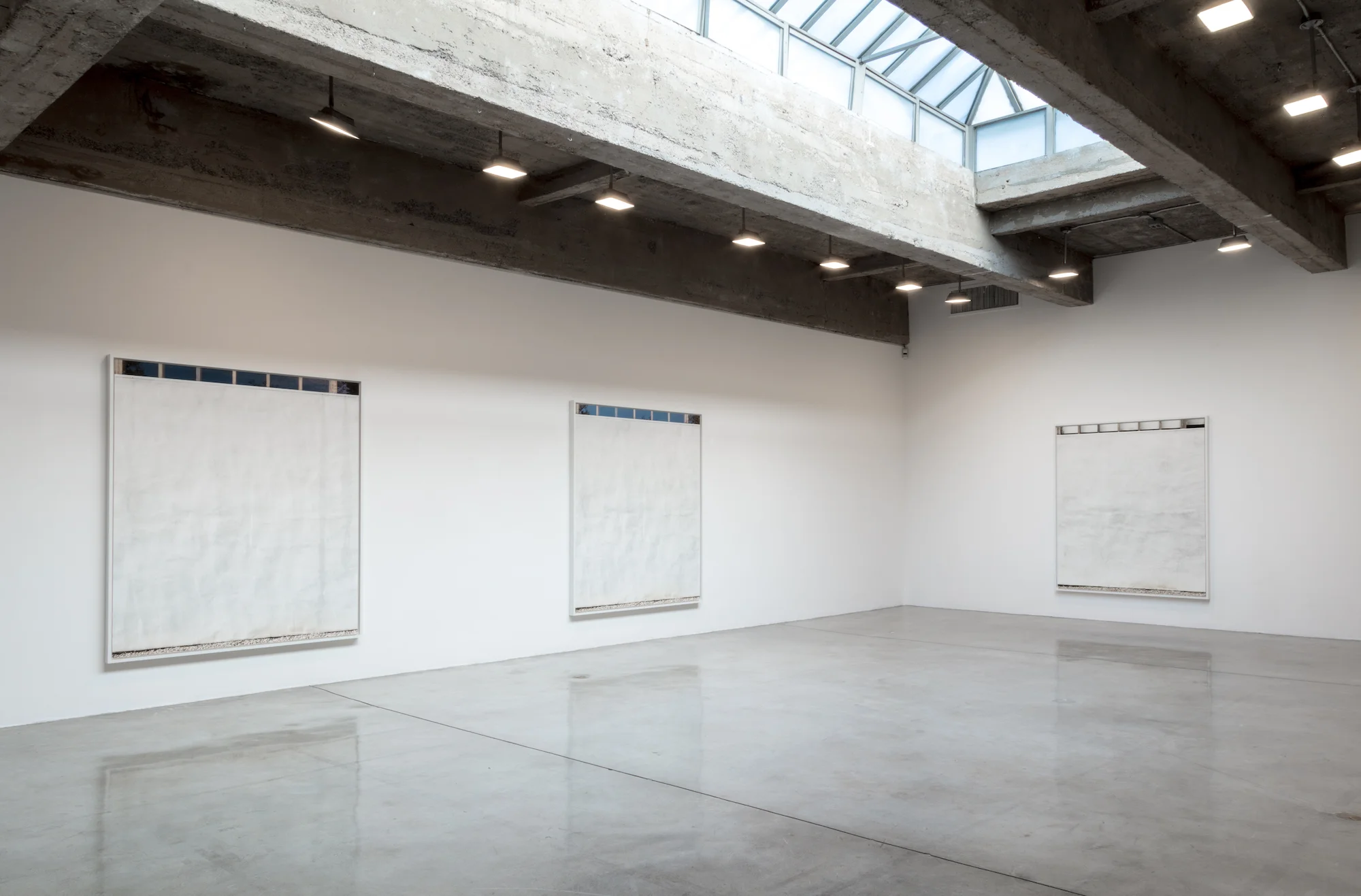 Uta Barth, 2017, installation view, Tanya Bonakdar Gallery, New York, NY.