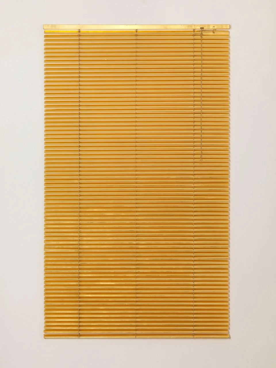 Ann Veronica Janssens, Grand store Vénetien, 2016, Venetian binds covered with gold leaf, 23 3/4 carats, 68.9 x 39.76 x .98 inches, Edition of 3, 2 AP.