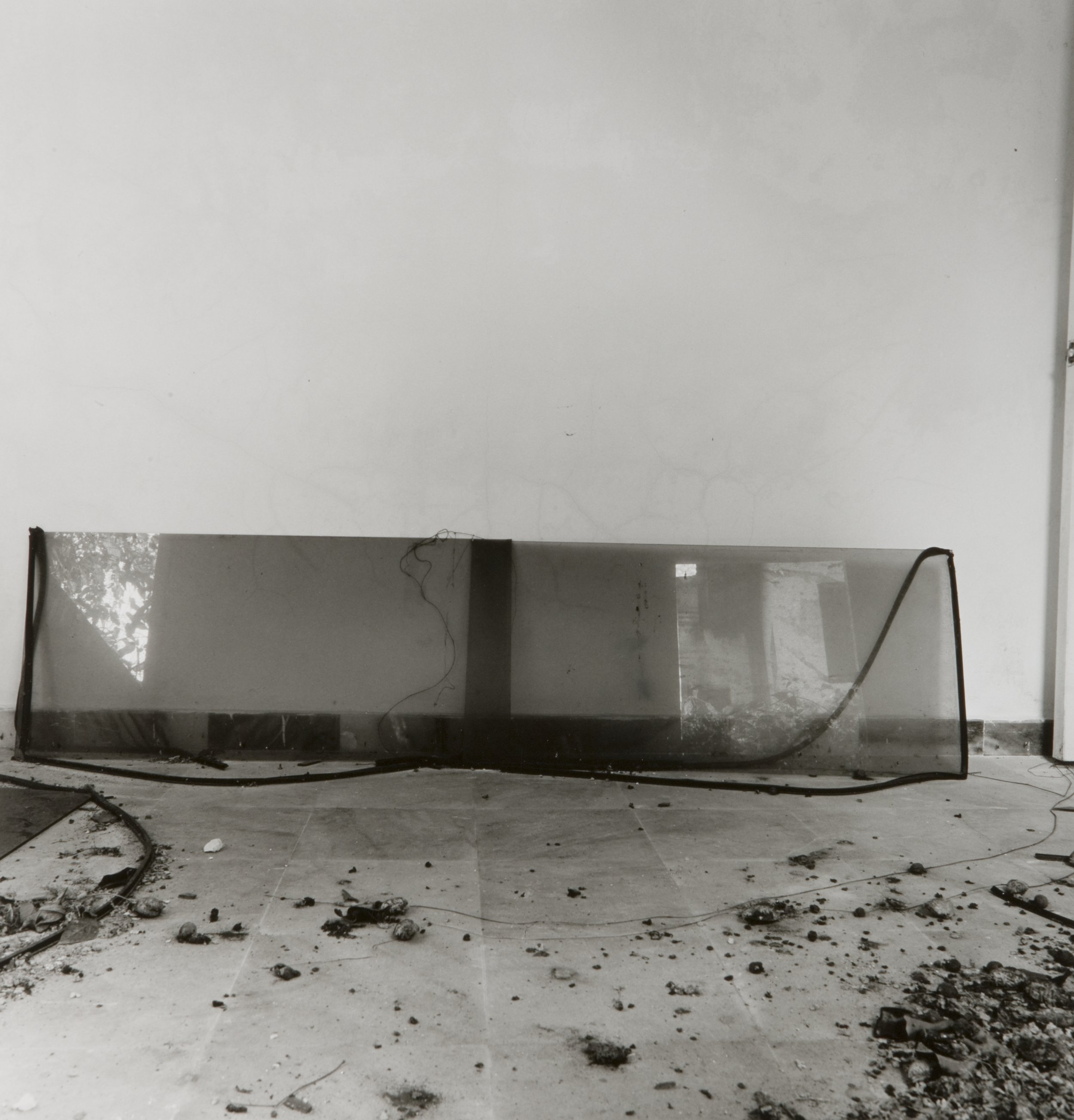 Simryn Gill, My Own Private Angkor (2007); Silver Gelatin Print on Paper; each image: 23 × 19 in; 58.4 × 48.3 cm
