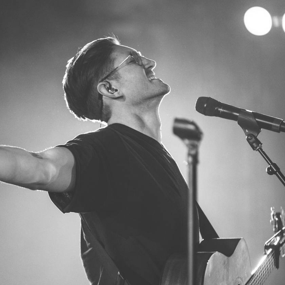 MICHAEL BRYMER TheCall Band
