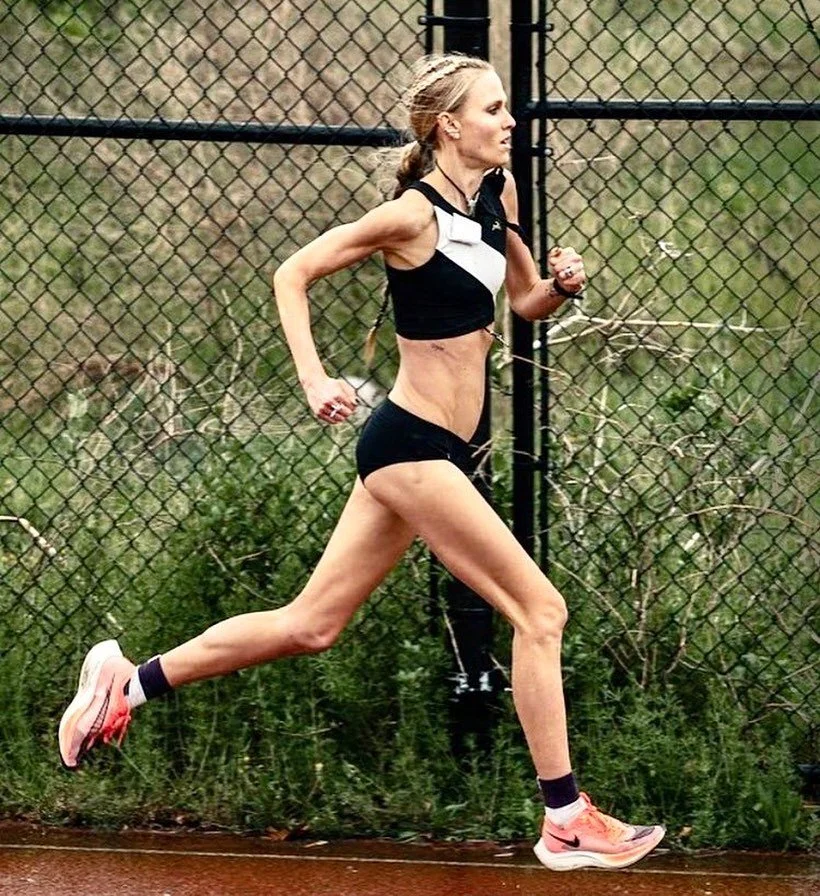 MARATHONER X FASHION MODEL&rsquo; DAILY RITUALS TO RUN FASTER.  Lucie Beatrix, USA 🇺🇸 

As a competitive runner, I keep pushing on my training everyday so I can reach my goal at my next marathon race in Chicago. I learn about ALKA12&trade; through 